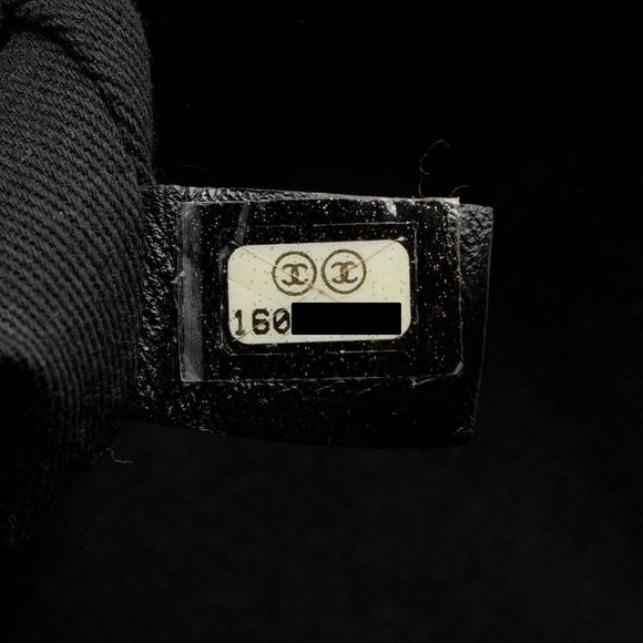 Chanel Canvas Deauville Medium Tote - Picture 6 of 15